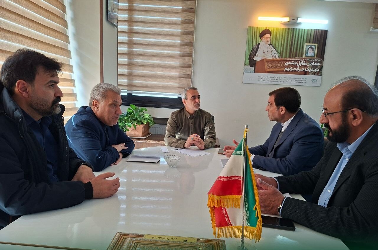 پیگیری‌ مقتدایی برای ارتقای خدمات بیمه‌ای درمانی در استان&nbsp;اصفهان