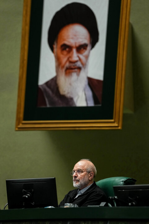 جلسه غیرعلنی مجلس با حضور رئیس ستاد کل نیروهای مسلح و وزیر امور خارجه