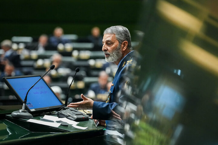 جلسه غیرعلنی مجلس با حضور رئیس ستاد کل نیروهای مسلح و وزیر امور خارجه