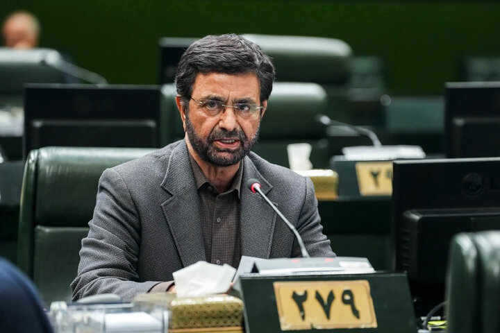 جلسه غیرعلنی مجلس با حضور رئیس ستاد کل نیروهای مسلح و وزیر امور خارجه