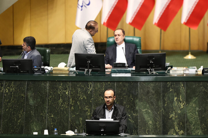 ناطقان میان دستور نشست علنی دوشنبه 20 بهمن ماه مجلس شورای اسلامی