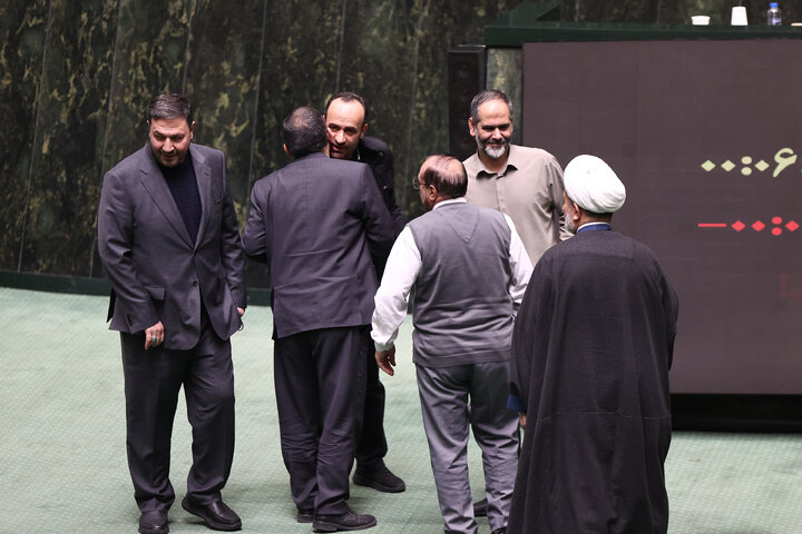 ناطقان میان دستور نشست علنی دوشنبه 20 بهمن ماه مجلس شورای اسلامی