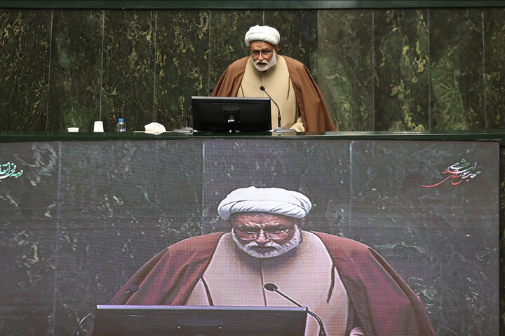 ناطقان میان دستور نشست علنی دوشنبه 20 بهمن ماه مجلس شورای اسلامی