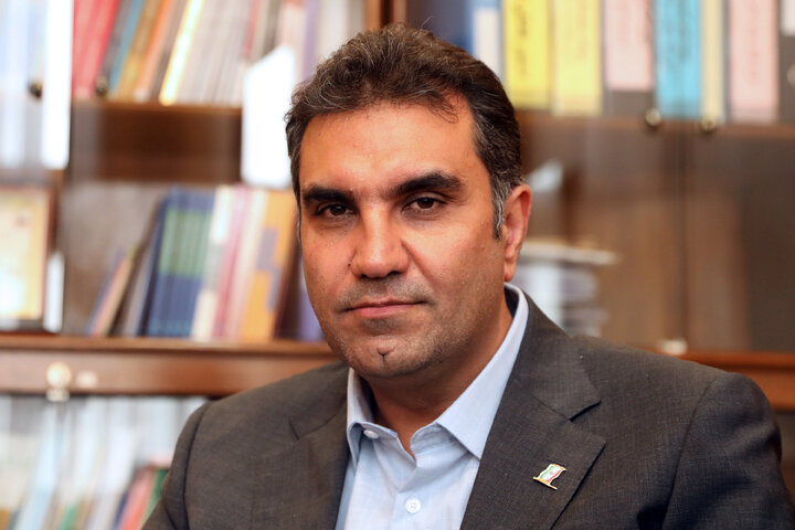 دیدار جمعی از نمایندگان مجلس با نماینده مردم اردکان به مناسبت سالگرد شهادت پدر شهیدش