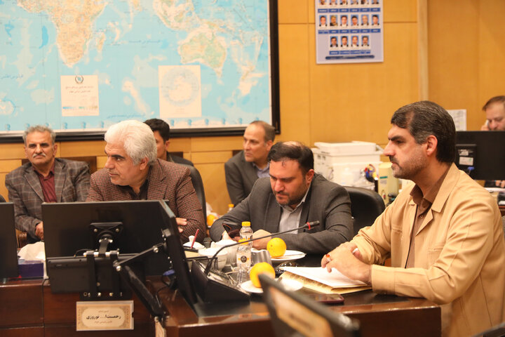 نشست کمیسیون اجتماعی با حضور وزیر کارو رفاء اجتماعی