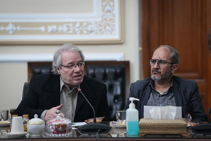 دیدار اعضای شورای هماهنگی دهه فجر با دکتر قالیباف