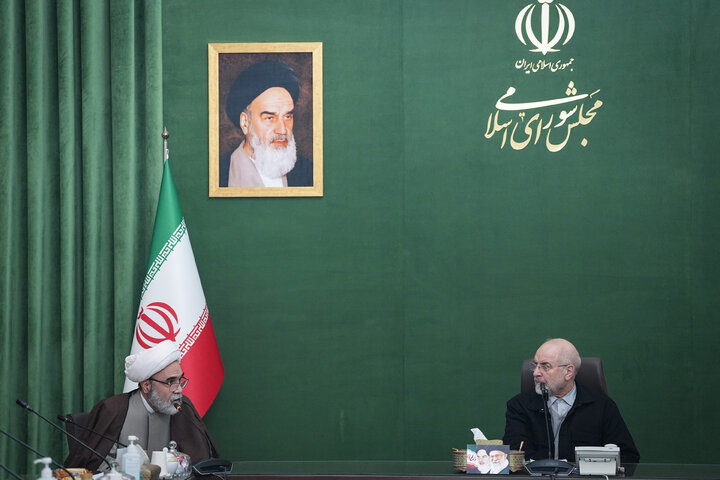 دیدار اعضای شورای هماهنگی دهه فجر با دکتر قالیباف