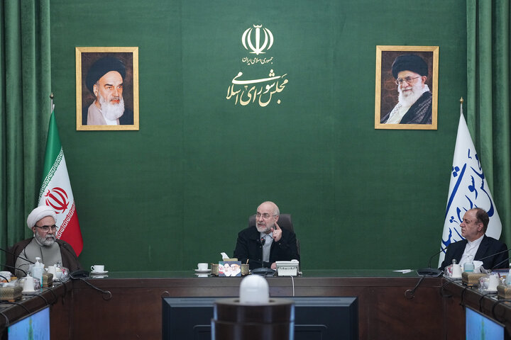 دیدار اعضای شورای هماهنگی دهه فجر با دکتر قالیباف