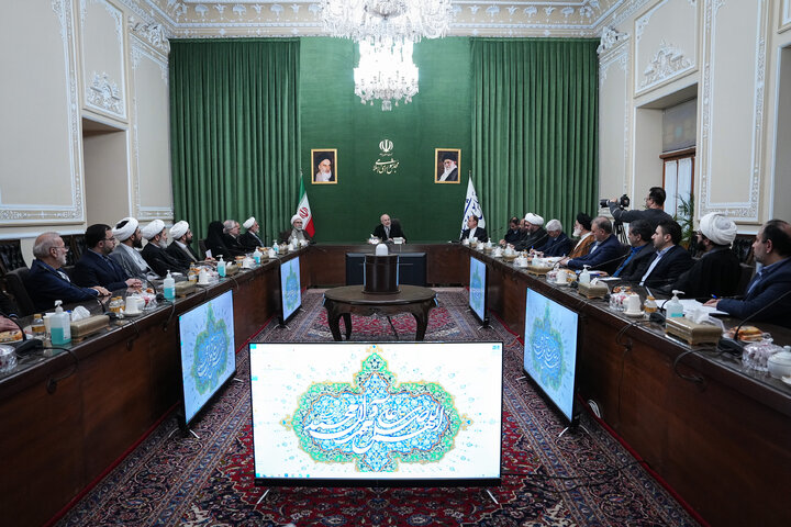 دیدار اعضای شورای هماهنگی دهه فجر با دکتر قالیباف