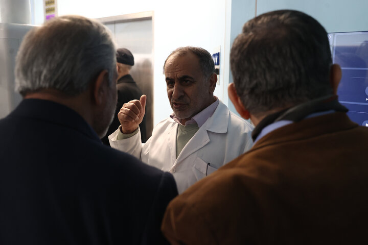 بازدید اعضای مجمع نمایندگان تهران از انستیتو کانسر بیمارستان امام خمینی تهران