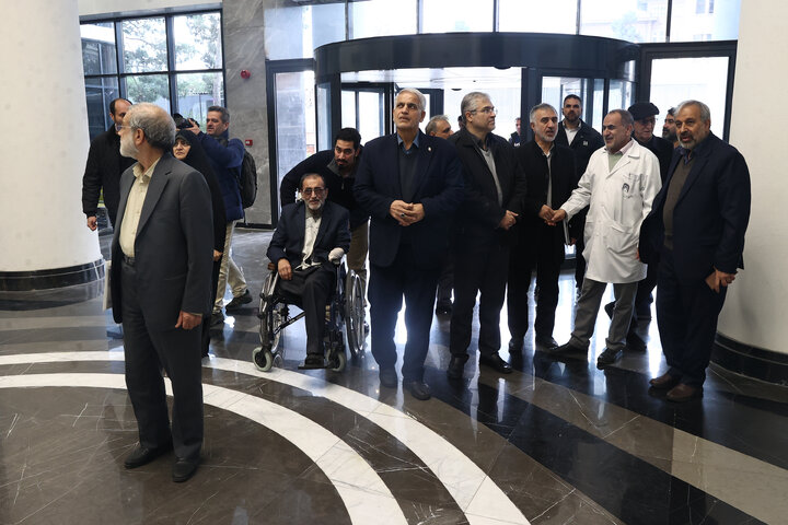 بازدید اعضای مجمع نمایندگان تهران از انستیتو کانسر بیمارستان امام خمینی تهران