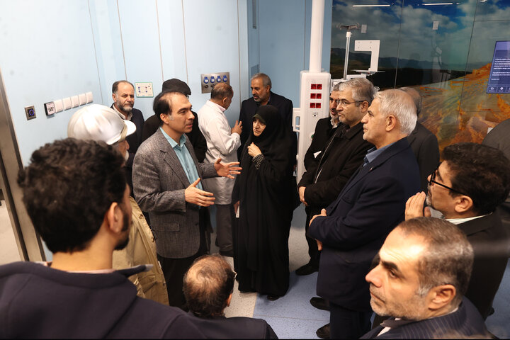 بازدید اعضای مجمع نمایندگان تهران از انستیتو کانسر بیمارستان امام خمینی تهران