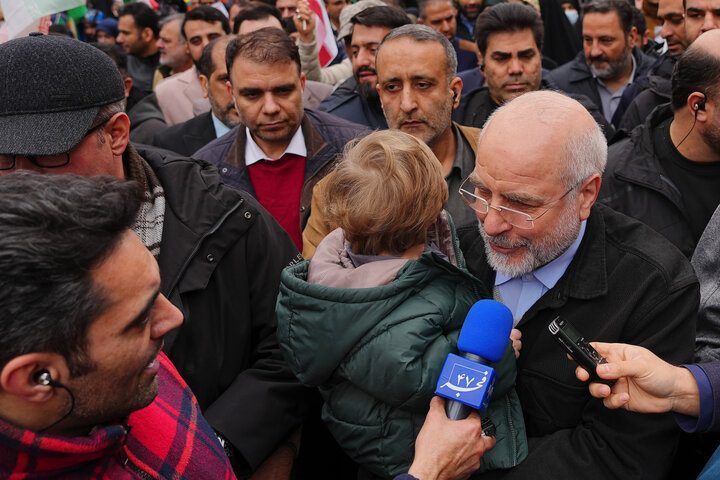 ملت ایران با حضور پرشور و نمایش اقتدار ملی، مشت محکمی بر دهان دشمنان زد