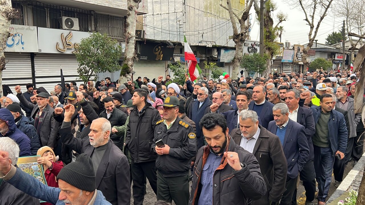 حضور نمایندگان خانهملت در مراسم یومالله ۲۲ بهمنماه