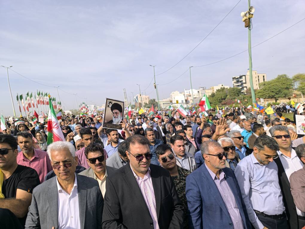 حضور نمایندگان خانه‌ملت در مراسم یوم‌الله ۲۲ بهمن‌ماه