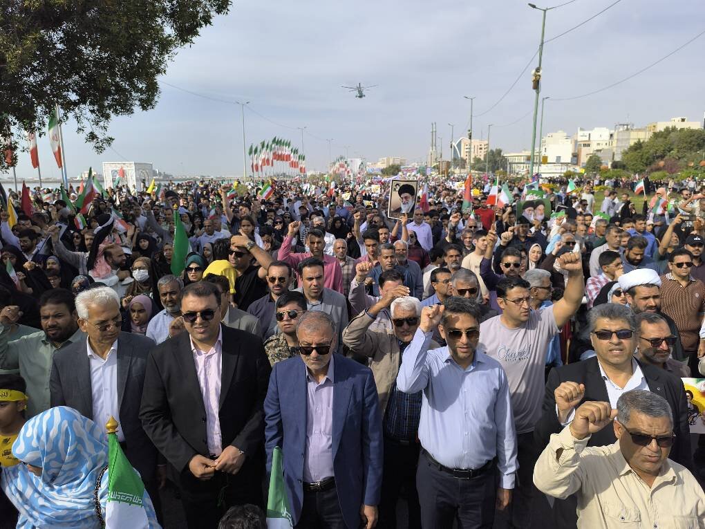 حضور نمایندگان خانهملت در مراسم یومالله ۲۲ بهمنماه