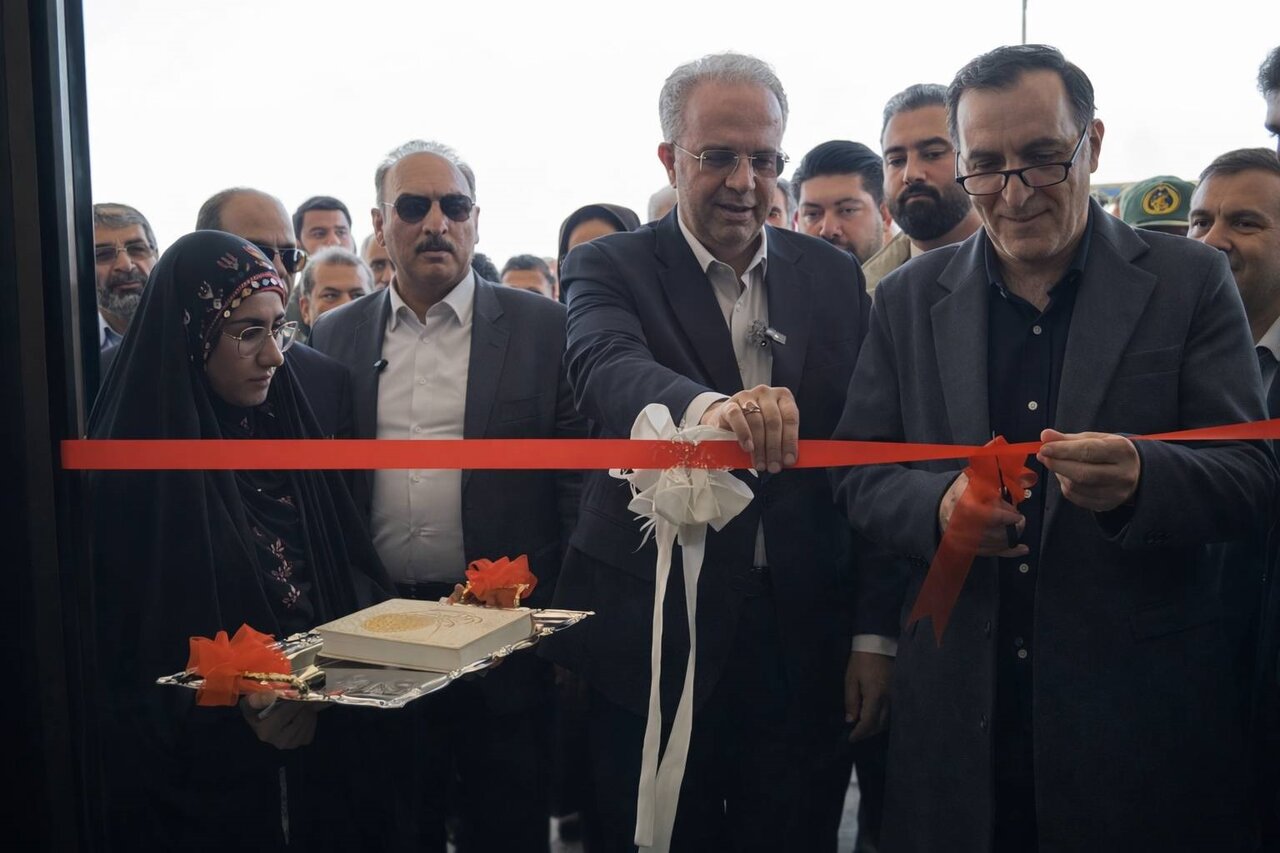 ساختمان جدید فرمانداری هامون افتتاح شد