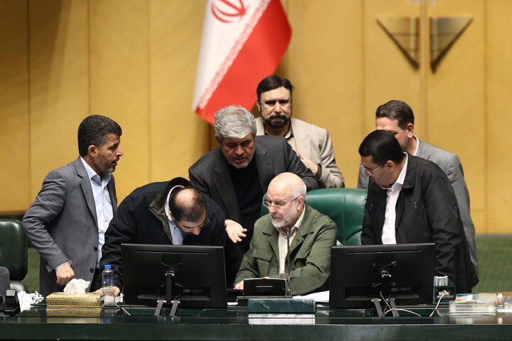 نشست علنی شنبه 25 بهمن ماه مجلس شورای اسلامی