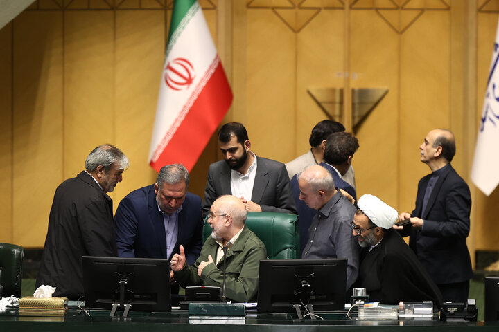 نشست علنی شنبه 25 بهمن ماه مجلس شورای اسلامی