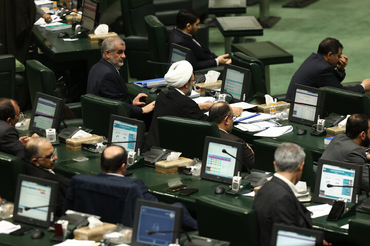 نشست علنی نوبت شب شنبه ۲۵ بهمن ماه مجلس