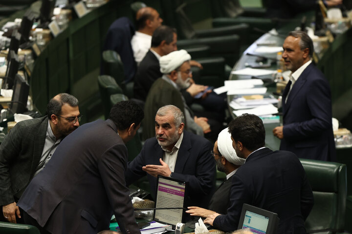 نشست علنی نوبت شب شنبه ۲۵ بهمن ماه مجلس