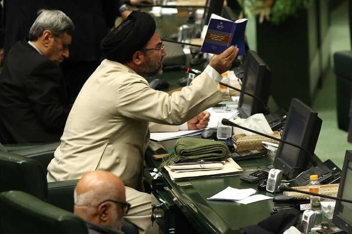 نشست علنی نوبت شب شنبه ۲۵ بهمن ماه مجلس