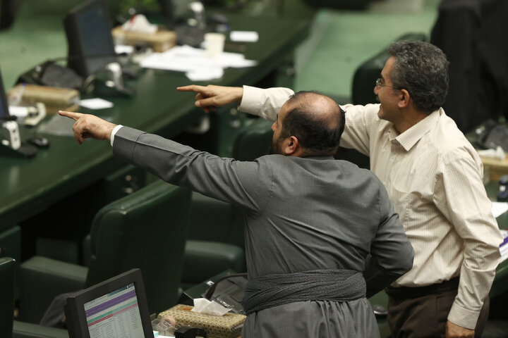 نشست علنی نوبت شب شنبه ۲۵ بهمن ماه مجلس