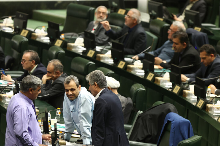 نشست علنی نوبت شب شنبه ۲۵ بهمن ماه مجلس