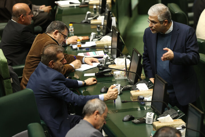 نشست علنی نوبت شب شنبه ۲۵ بهمن ماه مجلس