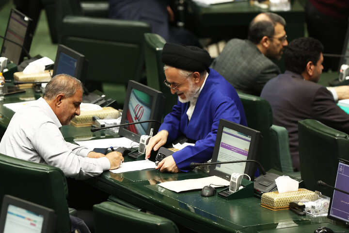 نشست علنی نوبت شب شنبه ۲۵ بهمن ماه مجلس