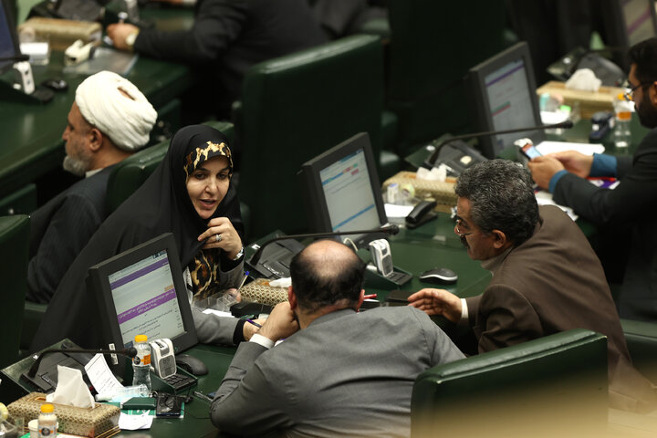 نشست علنی نوبت شب شنبه ۲۵ بهمن ماه مجلس