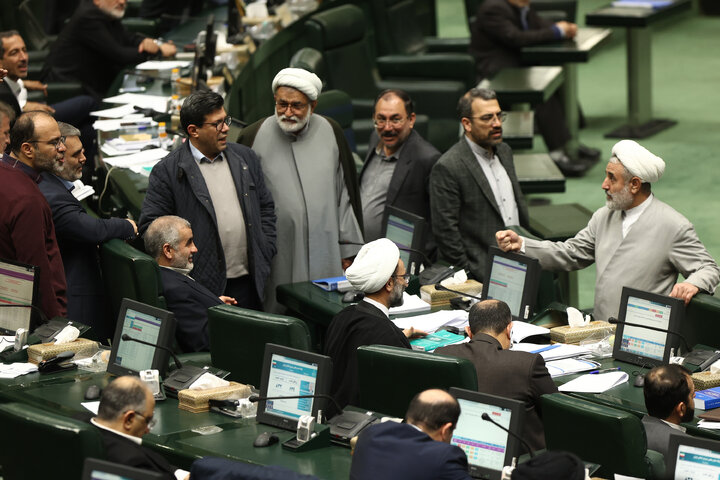 نشست علنی نوبت شب شنبه ۲۵ بهمن ماه مجلس