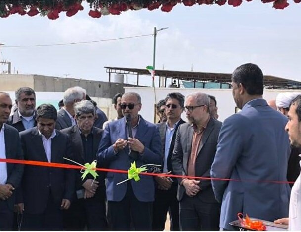 افتتاح زمین فوتبال چمن مصنوعی روستاهای گورزین و دولاب با حضور احمد مرادی