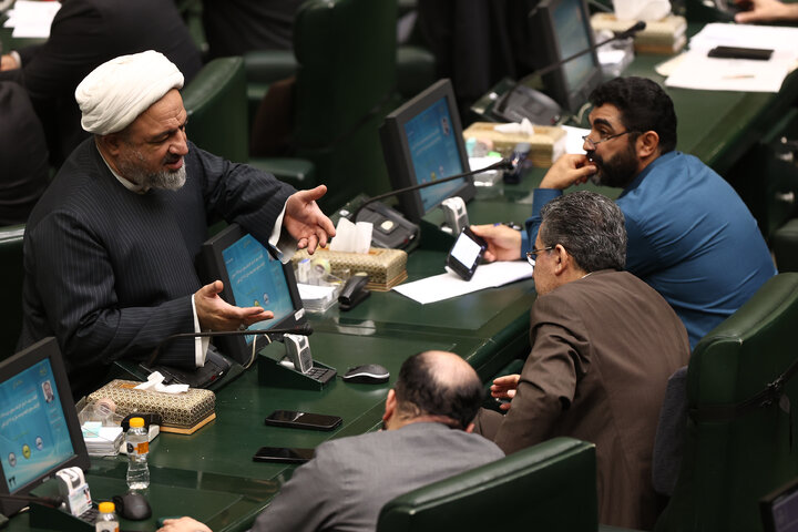 نشست علنی نوبت صبح یکشنبه 26 بهمن ماه مجلس شورای اسلامی