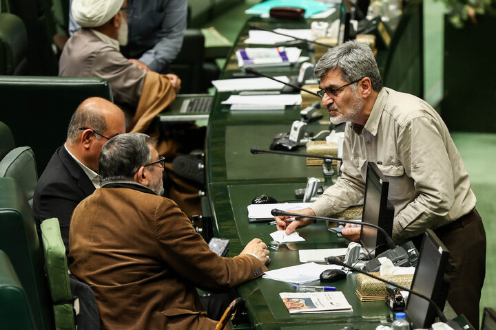 نشست علنی نوبت عصر یکشنبه ۲۶ بهمن ماه مجلس