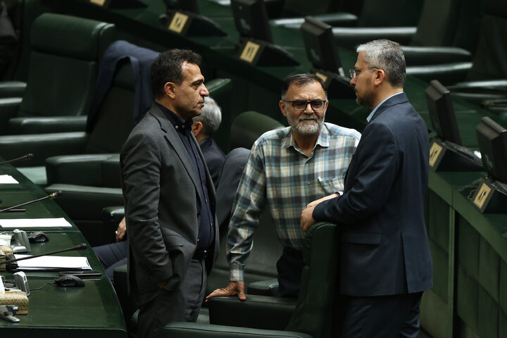 نشست علنی نوبت عصر یکشنبه ۲۶ بهمن ماه مجلس