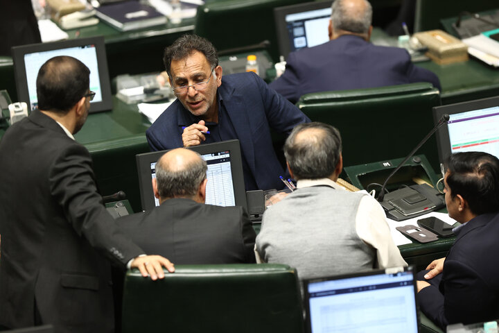 نشست علنی نوبت عصر یکشنبه ۲۶ بهمن ماه مجلس