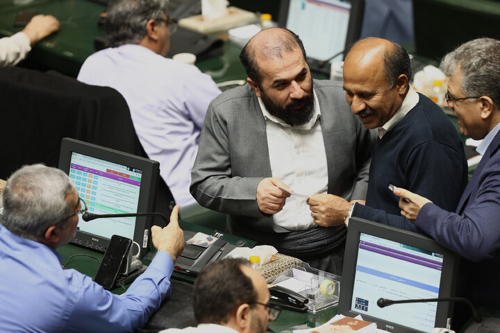 نشست علنی نوبت عصر یکشنبه ۲۶ بهمن ماه مجلس