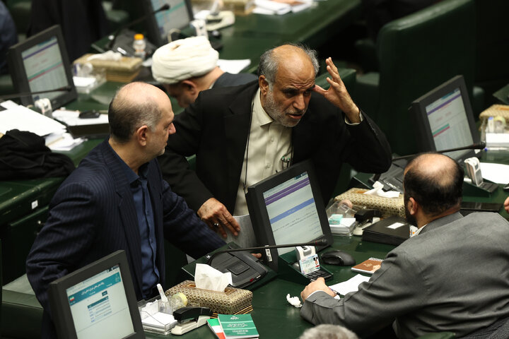 نشست علنی نوبت عصر یکشنبه ۲۶ بهمن ماه مجلس