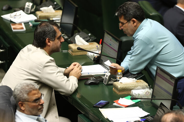 نشست علنی نوبت عصر یکشنبه ۲۶ بهمن ماه مجلس