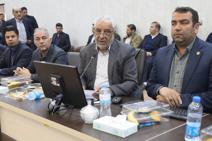 نشست نخبگان فرهنگی شهرستان طبس با نایب رئیس مجلس