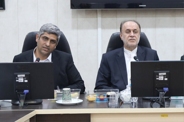 نشست نخبگان فرهنگی شهرستان طبس با نایب رئیس مجلس