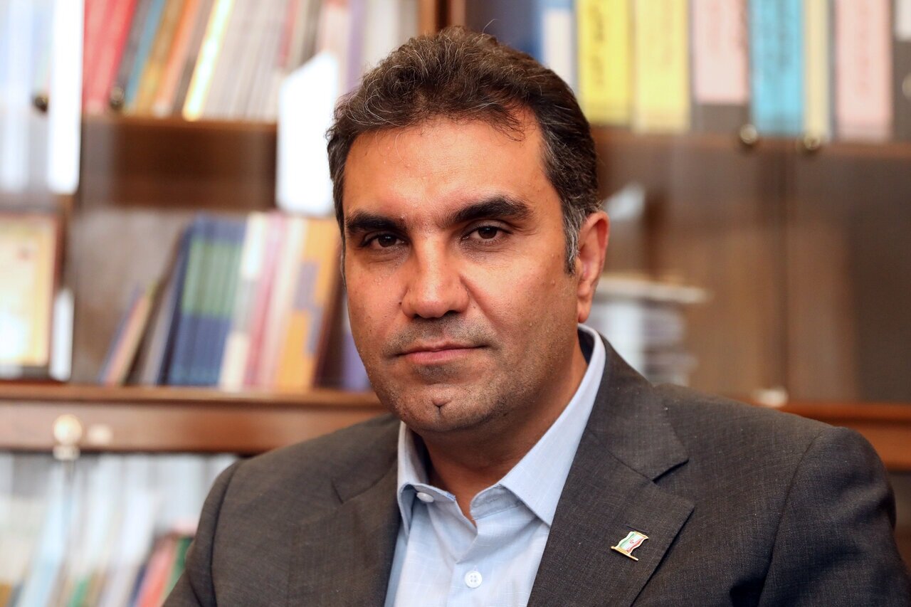 مسئولان از فرار مالیاتی دلالان جلوگیری کنند