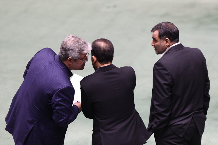 نشست علنی نوبت صبح دوشنبه 27 بهمن ماه مجلس