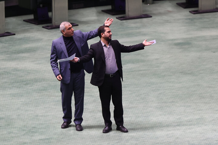 نشست علنی نوبت صبح دوشنبه 27 بهمن ماه مجلس