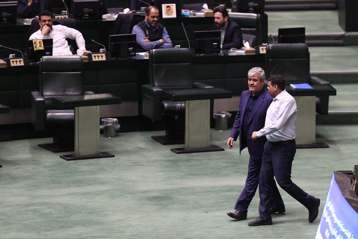 نشست علنی نوبت صبح دوشنبه 27 بهمن ماه مجلس