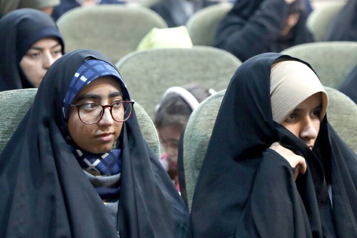 حضور نایب‌رئیس مجلس در جمع طلاب و مبلغان دینی استان خراسان جنوبی