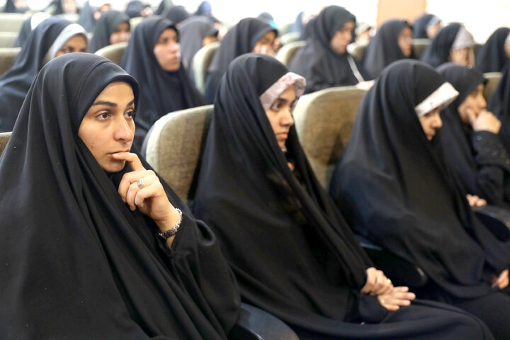 حضور نایب‌رئیس مجلس در جمع طلاب و مبلغان دینی استان خراسان جنوبی