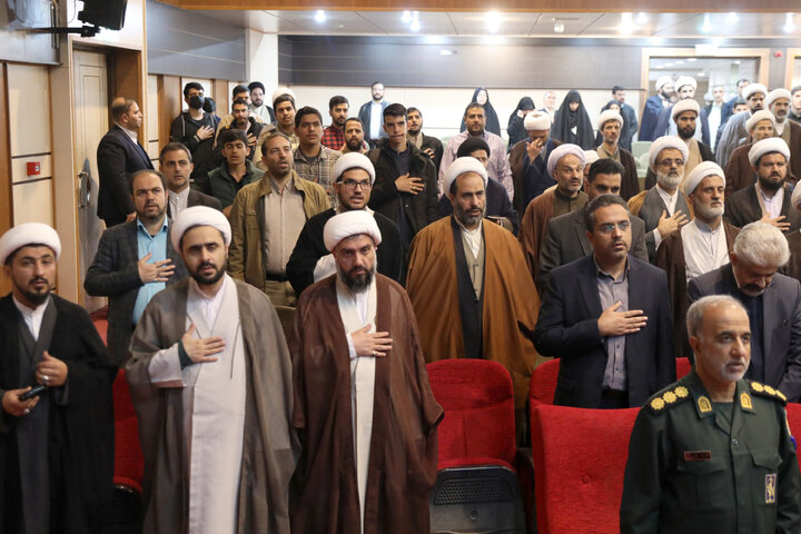 حضور نایب‌رئیس مجلس در جمع طلاب و مبلغان دینی استان خراسان جنوبی