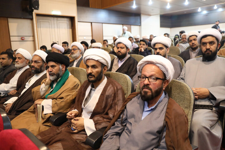 حضور نایب‌رئیس مجلس در جمع طلاب و مبلغان دینی استان خراسان جنوبی